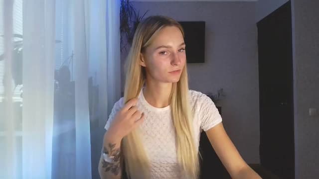 Gallery image thumbnail from Milaa's myfreecams stream on, 08/17/2024, 15:49 image 5 of 20