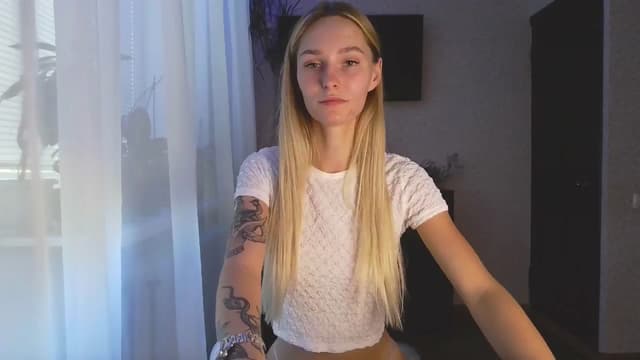 Gallery image thumbnail from Milaa's myfreecams stream on, 08/17/2024, 15:49 image 1 of 20