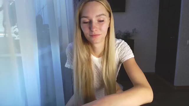Gallery image thumbnail from Milaa's myfreecams stream on, 08/17/2024, 15:49 image 12 of 20