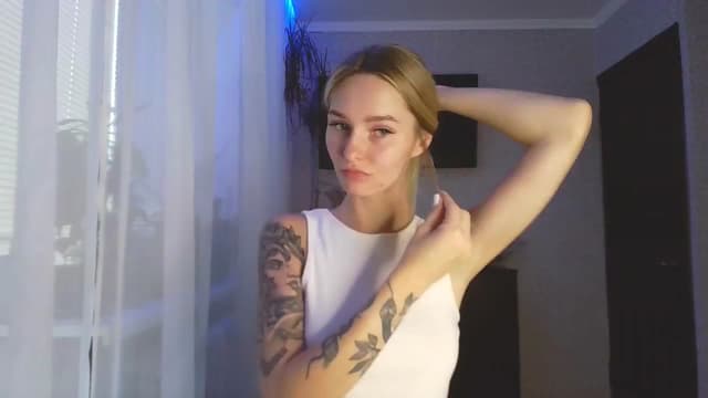 Gallery image thumbnail from Milaa's myfreecams stream on, 08/22/2024, 17:00 image 7 of 20
