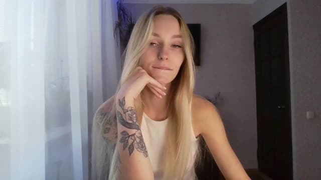 Gallery image thumbnail from Milaa's myfreecams stream on, 09/15/2024, 15:41 image 1 of 20