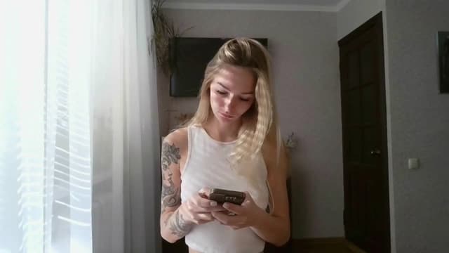 Gallery image thumbnail from Milaa's myfreecams stream on, 09/16/2024, 07:16 image 8 of 20