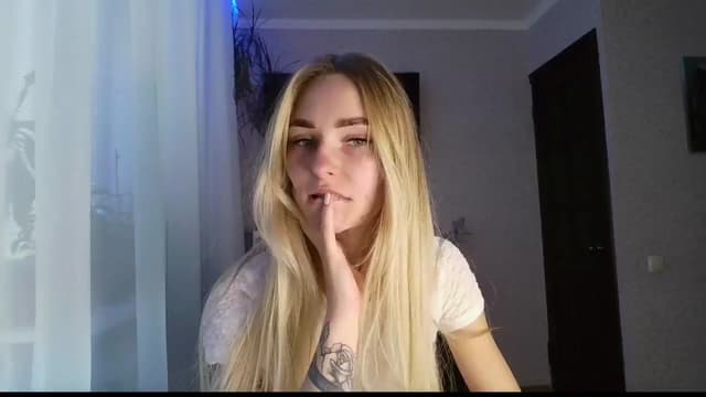Gallery image thumbnail from Milaa's myfreecams stream on, 09/20/2024, 16:06 image 1 of 20