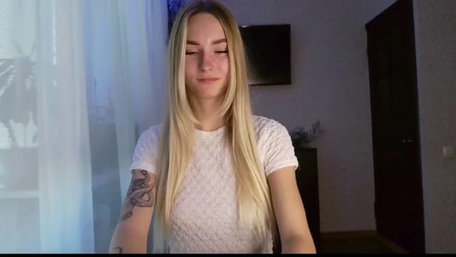 Gallery image thumbnail from Milaa's myfreecams stream on, 09/21/2024, 15:03 image 14 of 20