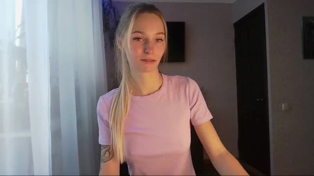 Gallery image thumbnail from Milaa's myfreecams stream on, 10/08/2024, 14:29 image 1 of 20