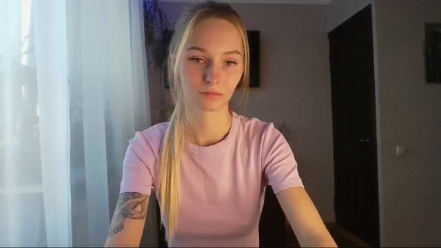 Gallery image thumbnail from Milaa's myfreecams stream on, 10/08/2024, 14:29 image 2 of 20