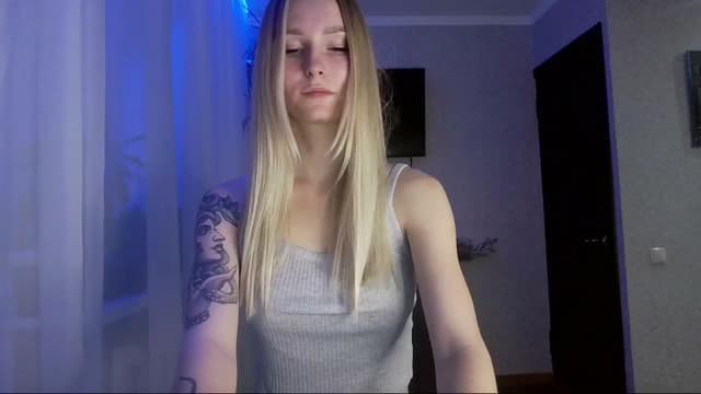 Gallery image thumbnail from Milaa's myfreecams stream on, 11/14/2024, 15:29 image 4 of 20