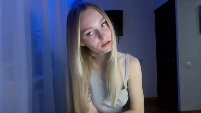 Gallery image thumbnail from Milaa's myfreecams stream on, 11/14/2024, 15:29 image 12 of 20