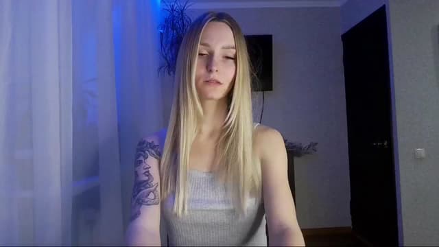 Gallery image thumbnail from Milaa's myfreecams stream on, 11/14/2024, 15:29 image 5 of 20