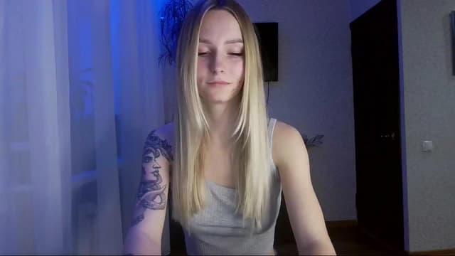 Gallery image thumbnail from Milaa's myfreecams stream on, 11/14/2024, 15:29 image 13 of 20