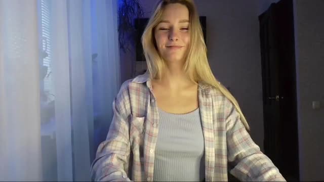 Gallery image thumbnail from Milaa's myfreecams stream on, 12/02/2024, 08:30 image 3 of 20