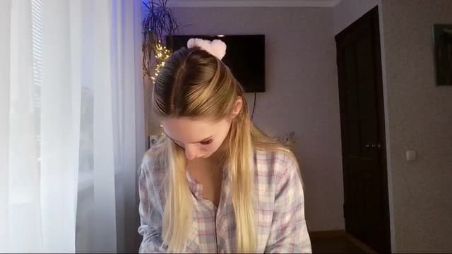 Gallery image thumbnail from Milaa's myfreecams stream on, 12/05/2024, 08:53 image 12 of 20