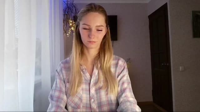 Gallery image thumbnail from Milaa's myfreecams stream on, 12/05/2024, 08:53 image 10 of 20