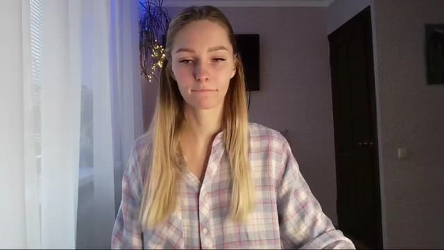 Gallery image thumbnail from Milaa's myfreecams stream on, 12/05/2024, 08:53 image 4 of 20