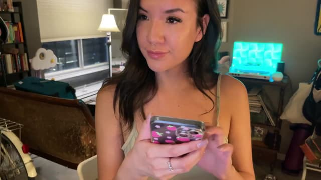 Gallery image thumbnail from Mirah's myfreecams stream on, 07/31/2024, 04:23 image 10 of 20