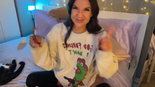 Gallery image thumbnail from Mirah's myfreecams stream on, 09/16/2024, 02:30 image 4 of 20