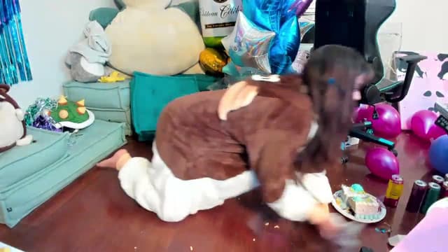 Gallery image thumbnail from Mochi's myfreecams stream on, 07/02/2023, 05:51 image 20 of 20