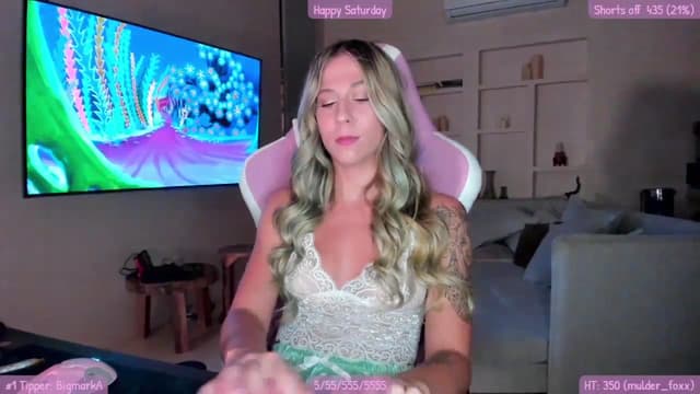 Gallery image thumbnail from Mochi's myfreecams stream on, 09/10/2023, 06:48 image 2 of 20
