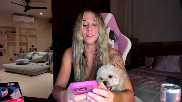 Gallery image thumbnail from Mochi's myfreecams stream on, 09/17/2023, 08:18 image 12 of 20