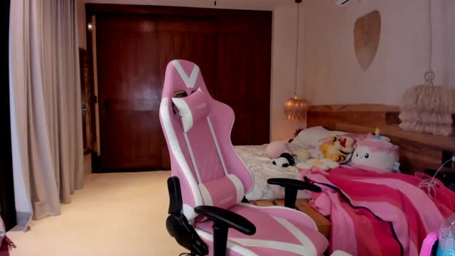 Gallery image thumbnail from Mochi's myfreecams stream on, 11/30/2023, 05:55 image 2 of 20