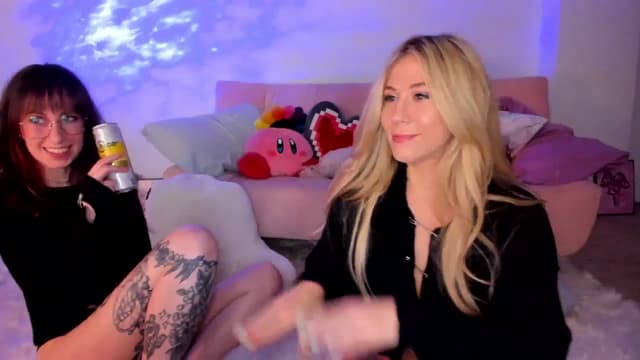 Gallery image thumbnail from Mochi's myfreecams stream on, 03/09/2024, 06:42 image 5 of 20