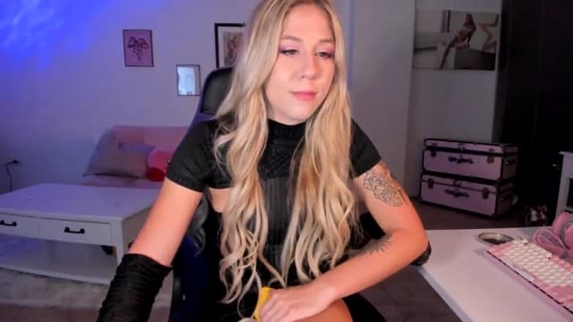 Gallery image thumbnail from Mochi's myfreecams stream on, 03/24/2024, 03:21 image 4 of 20