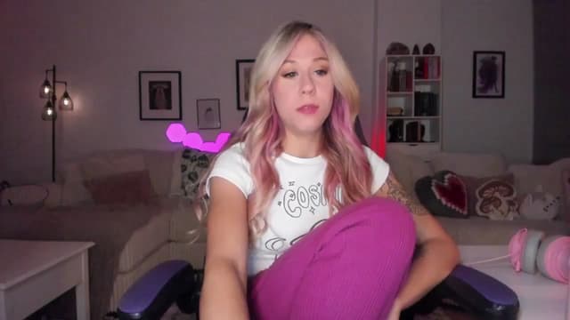 Gallery image thumbnail from Mochi's myfreecams stream on, 07/16/2024, 11:07 image 2 of 20