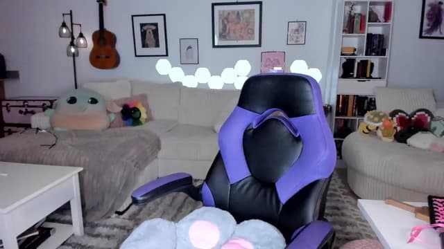 Gallery image thumbnail from Mochi's myfreecams stream on, 08/09/2024, 06:00 image 20 of 20
