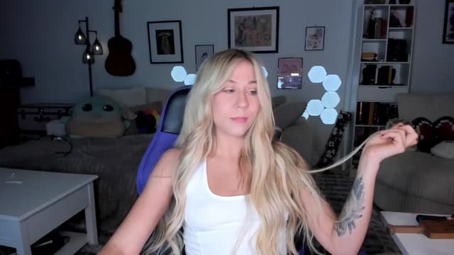 Gallery image thumbnail from Mochi's myfreecams stream on, 08/09/2024, 06:00 image 7 of 20