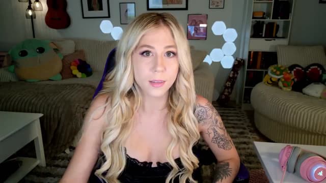 Gallery image thumbnail from Mochi's myfreecams stream on, 08/10/2024, 03:37 image 6 of 20