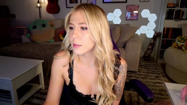 Gallery image thumbnail from Mochi's myfreecams stream on, 08/10/2024, 03:37 image 20 of 20