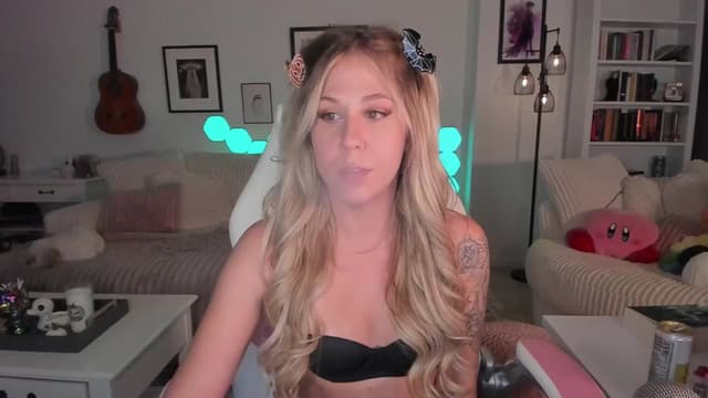 Gallery image thumbnail from Mochi's myfreecams stream on, 10/02/2024, 04:47 image 17 of 20
