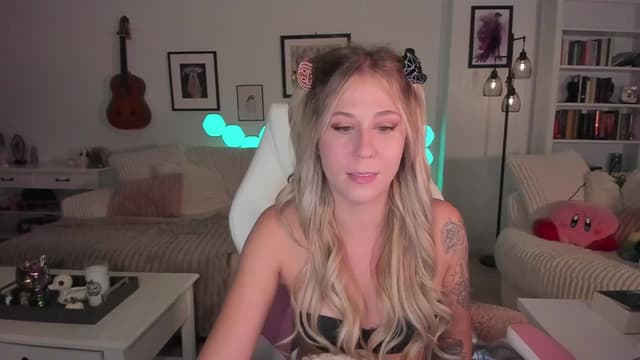 Gallery image thumbnail from Mochi's myfreecams stream on, 10/02/2024, 04:47 image 13 of 20