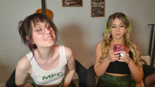 Gallery image thumbnail from Mochi's myfreecams stream on, 03/17/2025, 03:15 image 3 of 20