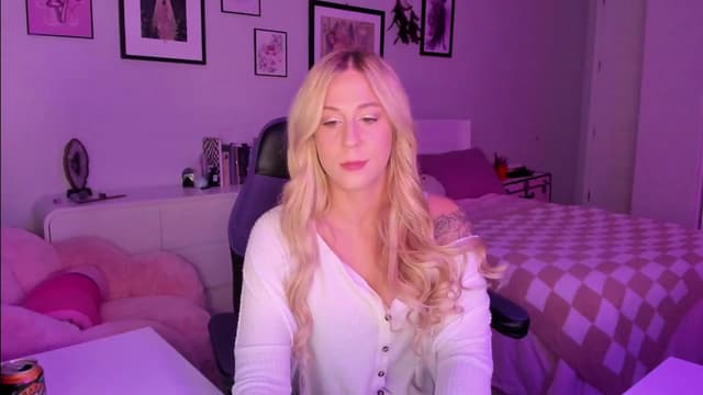 Gallery image thumbnail from Mochi's myfreecams stream on, 12/29/2025, 04:04 image 2 of 20