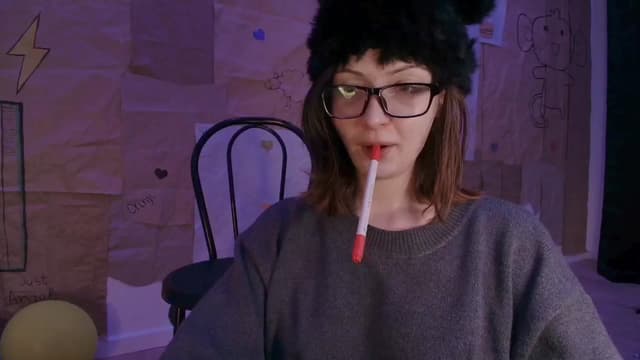 Gallery image thumbnail from Model's myfreecams stream on, 08/21/2025, 06:20 image 8 of 20