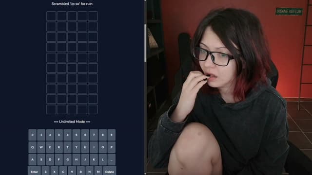 Gallery image thumbnail from Model's myfreecams stream on, 09/16/2025, 01:05 image 2 of 20