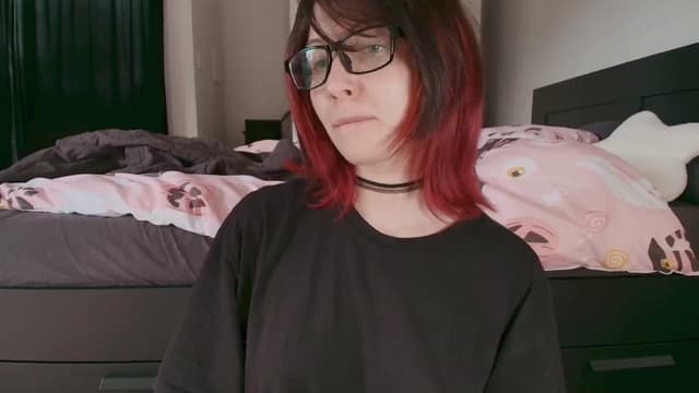 Gallery image thumbnail from Model's myfreecams stream on, 09/19/2025, 05:10 image 19 of 20