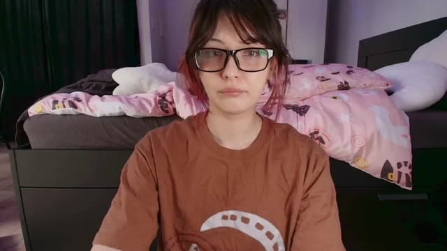 Gallery image thumbnail from Model's myfreecams stream on, 09/20/2025, 05:54 image 7 of 20