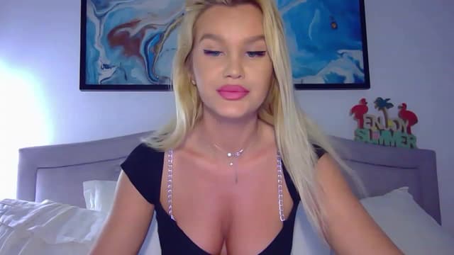 Gallery image thumbnail from Moni_'s myfreecams stream on, 07/26/2023, 04:12 image 19 of 20