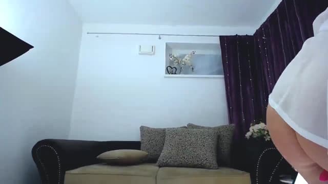 Gallery image thumbnail from NIVEA's myfreecams stream on, 12/28/2024, 20:47 image 6 of 20