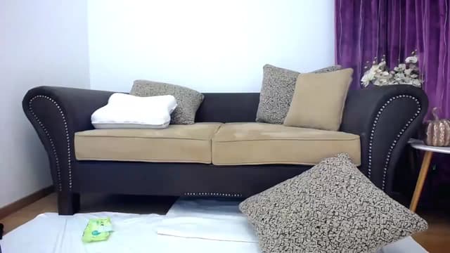 Gallery image thumbnail from NIVEA's myfreecams stream on, 03/22/2025, 18:10 image 17 of 20