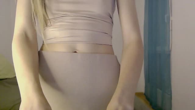 Gallery image thumbnail from Nady_'s myfreecams stream on, 05/11/2023, 17:20 image 10 of 20