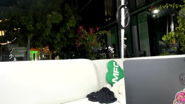 Gallery image thumbnail from Nami_'s myfreecams stream on, 10/10/2023, 05:09 image 15 of 20