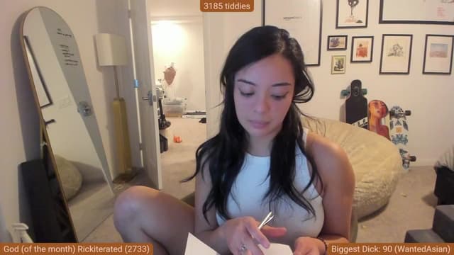 Gallery image thumbnail from Nami_'s myfreecams stream on, 01/26/2024, 04:37 image 15 of 20