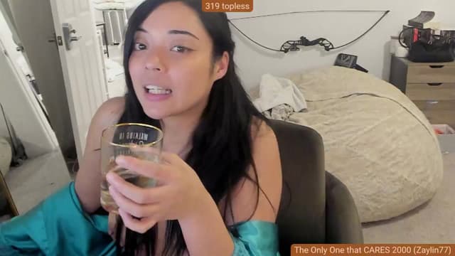Gallery image thumbnail from Nami_'s myfreecams stream on, 06/29/2024, 05:42 image 18 of 20