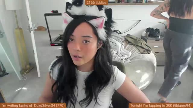 Gallery image thumbnail from Nami_'s myfreecams stream on, 08/18/2024, 03:24 image 6 of 20