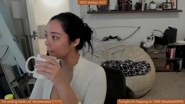 Gallery image thumbnail from Nami_'s myfreecams stream on, 09/22/2024, 06:31 image 16 of 20