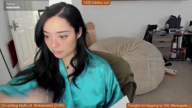 Gallery image thumbnail from Nami_'s myfreecams stream on, 04/20/2025, 08:00 image 4 of 20
