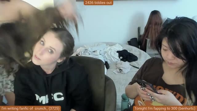 Gallery image thumbnail from Nami_'s myfreecams stream on, 06/27/2025, 06:16 image 17 of 20